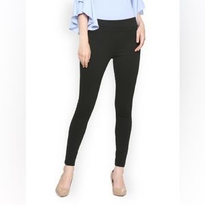 Woman Black Skinny Fit Treggings